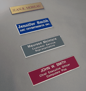 Badges gravés plastique